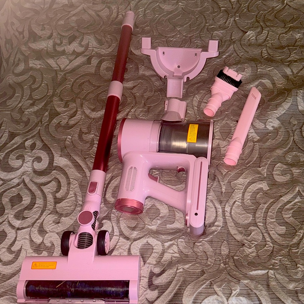 Hello I’m selling my pink vacuum. It lights up, comes with charger, and electric